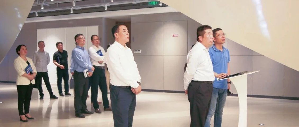 上海市市场监视管理局党组书记、局长倪俊南一行到尊老凯时人生就是博科技调研